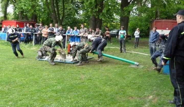Okresné cvičenie DHZ a stretnutie hasičov Bánovského okresu - Šišov 30.04.2011