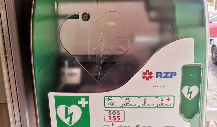 Automatický externý defibrilátor (AED) v našej obci 2024